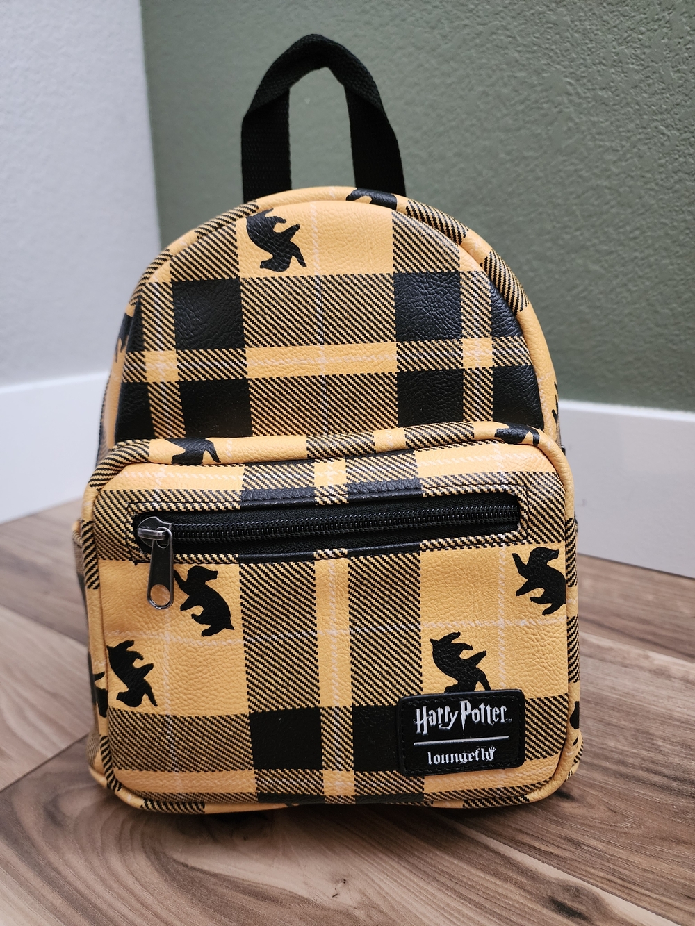 Harry Potter Loungefly Hufflepuff Mini Backpack Yellow Black Plaid